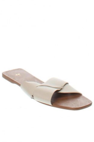 Чехли H&M, Размер 39, Цвят Бежов, Цена 26,00 €