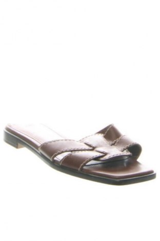 Чехли H&M, Размер 36, Цвят Кафяв, Цена 26,00 €