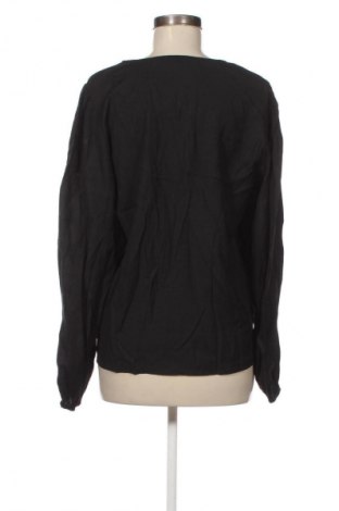 Dámská halenka Aada Studios, Velikost XL, Barva Černá, Cena  1 169,00 Kč