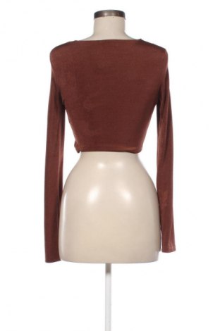 Дамска блуза Bershka, Размер M, Цвят Кафяв, Цена 5,11 €