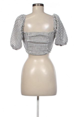 Дамска блуза Bershka, Размер XS, Цвят Многоцветен, Цена 4,60 €