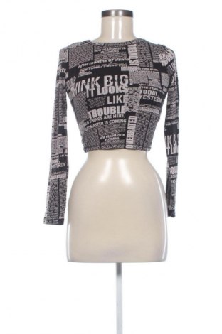 Női blúz Bershka, Méret XS, Szín Sokszínű, Ár 4 132 Ft