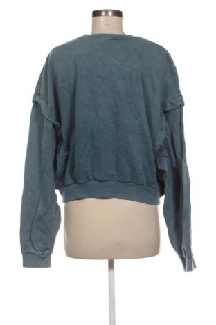 Дамска блуза Bershka, Размер L, Цвят Многоцветен, Цена 5,62 €