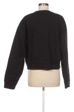 Дамска блуза Bershka, Размер L, Цвят Черен, Цена 23,51 €