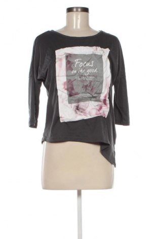 Дамска блуза Colours, Размер XS, Цвят Сив, Цена 4,09 €