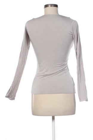 Bluzka damska Different, Rozmiar M, Kolor Szary, Cena 91,09 zł