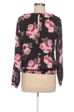 Dámská halenka H&M Divided, Velikost M, Barva Vícebarevné, Cena  326,00 Kč