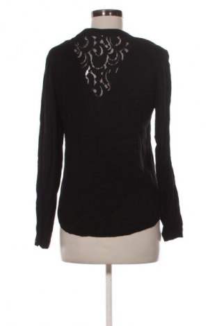 Bluzka damska Items Vero Moda, Rozmiar M, Kolor Czarny, Cena 17,99 zł