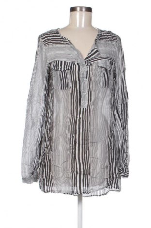 Γυναικεία μπλούζα J&l, Μέγεθος S, Χρώμα Πολύχρωμο, Τιμή 10,00 €