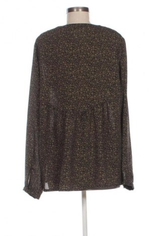 Дамска блуза Kiabi, Размер XXL, Цвят Многоцветен, Цена 7,15 €