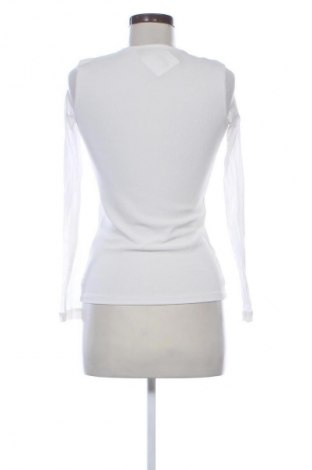 Дамска блуза Mohito, Размер S, Цвят Бял, Цена 9,78 €