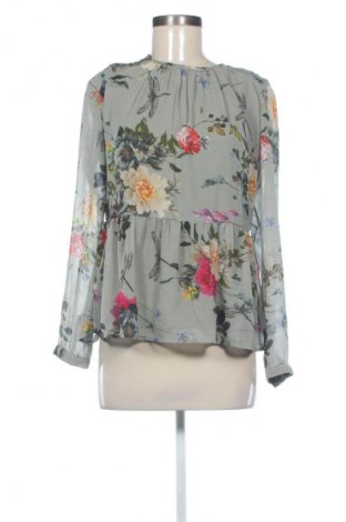 Дамска блуза ONLY, Размер S, Цвят Многоцветен, Цена 3,57 €
