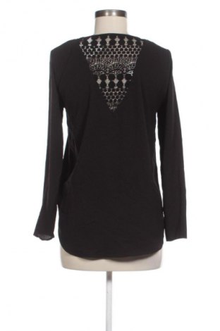 Dámská halenka ONLY, Velikost S, Barva Černá, Cena  109,00 Kč