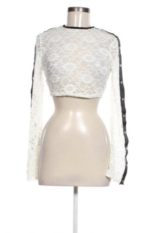 Дамска блуза Pretty Little Thing, Размер M, Цвят Екрю, Цена 15,92 €