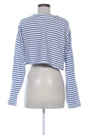 Дамска блуза Pull&Bear, Размер M, Цвят Многоцветен, Цена 10,00 €