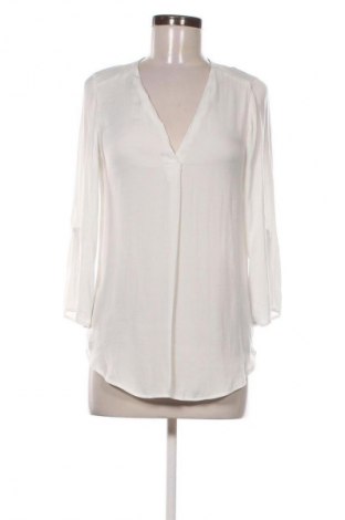Damen Shirt Stradivarius, Größe S, Farbe Weiß, Preis € 8,99