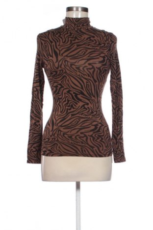 Дамска блуза Stradivarius, Размер XS, Цвят Многоцветен, Цена 7,43 €