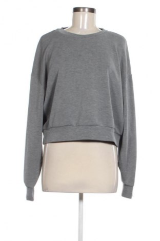 Дамска блуза Stradivarius, Размер L, Цвят Сив, Цена 9,78 €