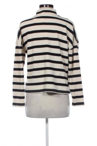 Női blúz Stradivarius, Méret M, Szín Sokszínű, Ár 4 132 Ft