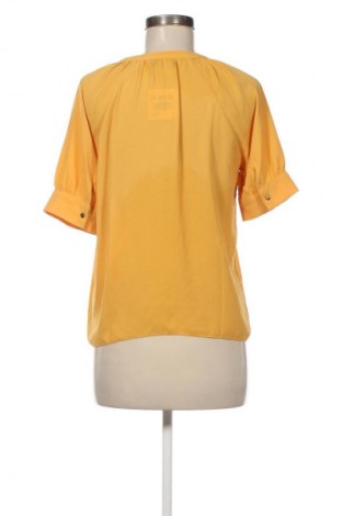 Дамска блуза Unbranded, Размер L, Цвят Жълт, Цена 5,11 €