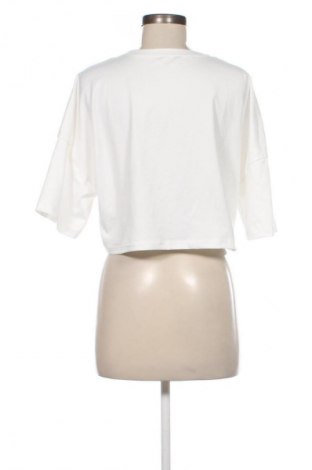 Дамска блуза Unbranded, Размер M, Цвят Бял, Цена 7,15 €