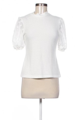 Дамска блуза Unbranded, Размер M, Цвят Бял, Цена 9,70 €