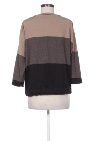 Дамска блуза Unbranded, Размер XL, Цвят Многоцветен, Цена 12,04 €