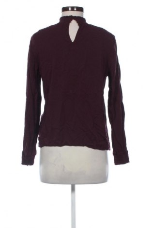 Bluzka damska VILA, Rozmiar M, Kolor Czerwony, Cena 54,48 zł