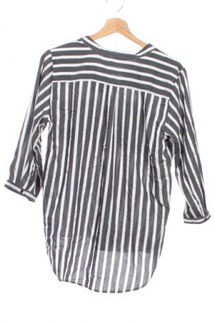 Дамска блуза Vero Moda, Размер M, Цвят Многоцветен, Цена 3,57 €