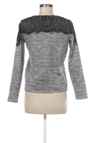 Női blúz Yessica, Méret XS, Szín Szürke, Ár 1 389 Ft