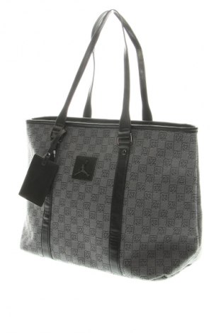 Дамска чанта Air Jordan Nike, Цвят Многоцветен, Цена 115,09 €
