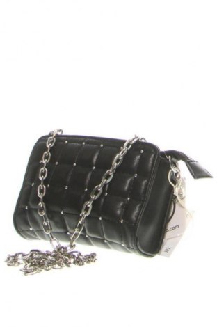 Дамска чанта Bershka, Цвят Черен, Цена 13,80 €