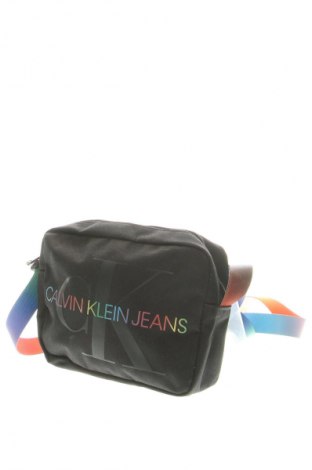 Damska torebka Calvin Klein Jeans, Kolor Czarny, Cena 209,84 zł