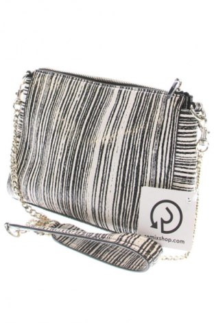 Дамска чанта Guess, Цвят Многоцветен, Цена 93,61 €