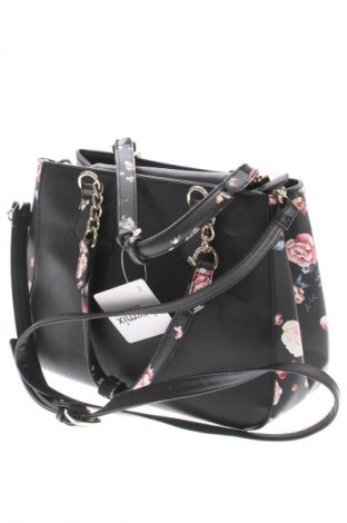 Női táska Guess, Szín Fekete, Ár 49 996 Ft