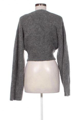 Damen Strickjacke About You, Größe S, Farbe Grau, Preis 37,40 €