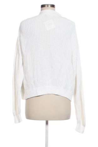 Damen Strickjacke Stradivarius, Größe M, Farbe Weiß, Preis 14,77 €
