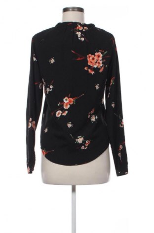 Дамска риза ONLY, Размер XS, Цвят Многоцветен, Цена 5,11 €