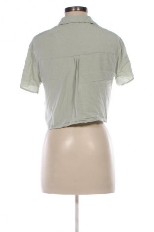 Дамска риза Stradivarius, Размер S, Цвят Зелен, Цена 12,85 €