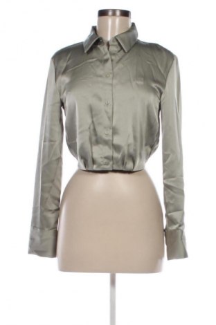 Дамска риза Stradivarius, Размер S, Цвят Зелен, Цена 13,00 €