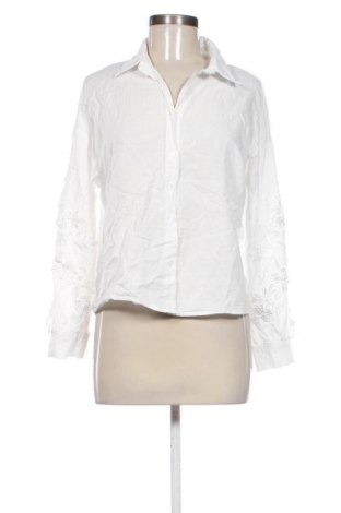 Дамска риза Unbranded, Размер M, Цвят Бял, Цена 13,00 €