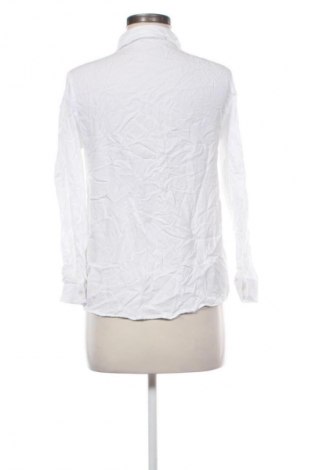 Дамска риза Unbranded, Размер M, Цвят Бял, Цена 4,84 €