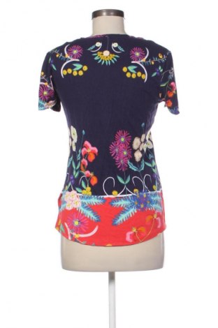 Tricou de femei Desigual, Mărime S, Culoare Multicolor, Preț 72,99 Lei
