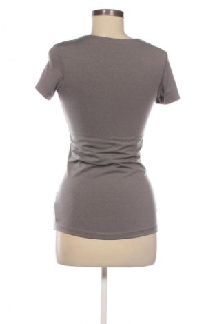 Дамска тениска Nike, Размер S, Цвят Сив, Цена 11,24 €