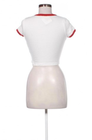 Γυναικείο t-shirt Stradivarius, Μέγεθος M, Χρώμα Λευκό, Τιμή 9,00 €