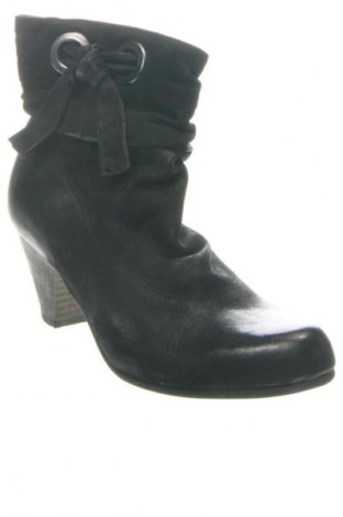 Dámské boty  Alesya, Velikost 40, Barva Černá, Cena  3 840,00 Kč