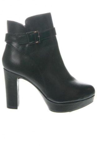 Дамски боти Alesya, Размер 38, Цвят Черен, Цена 135,49 €