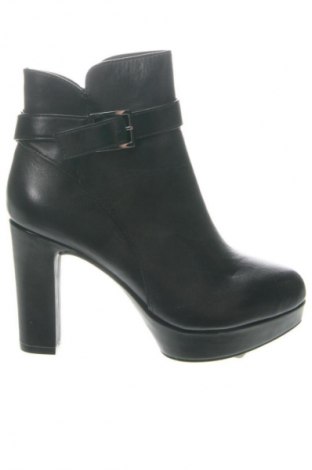 Дамски боти Alesya, Размер 38, Цвят Черен, Цена 135,49 €