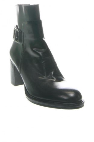 Dámské boty  Alesya, Velikost 37, Barva Černá, Cena  3 840,00 Kč