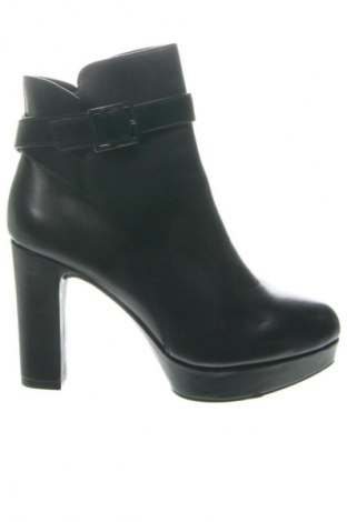 Дамски боти Alesya, Размер 38, Цвят Черен, Цена 135,49 €